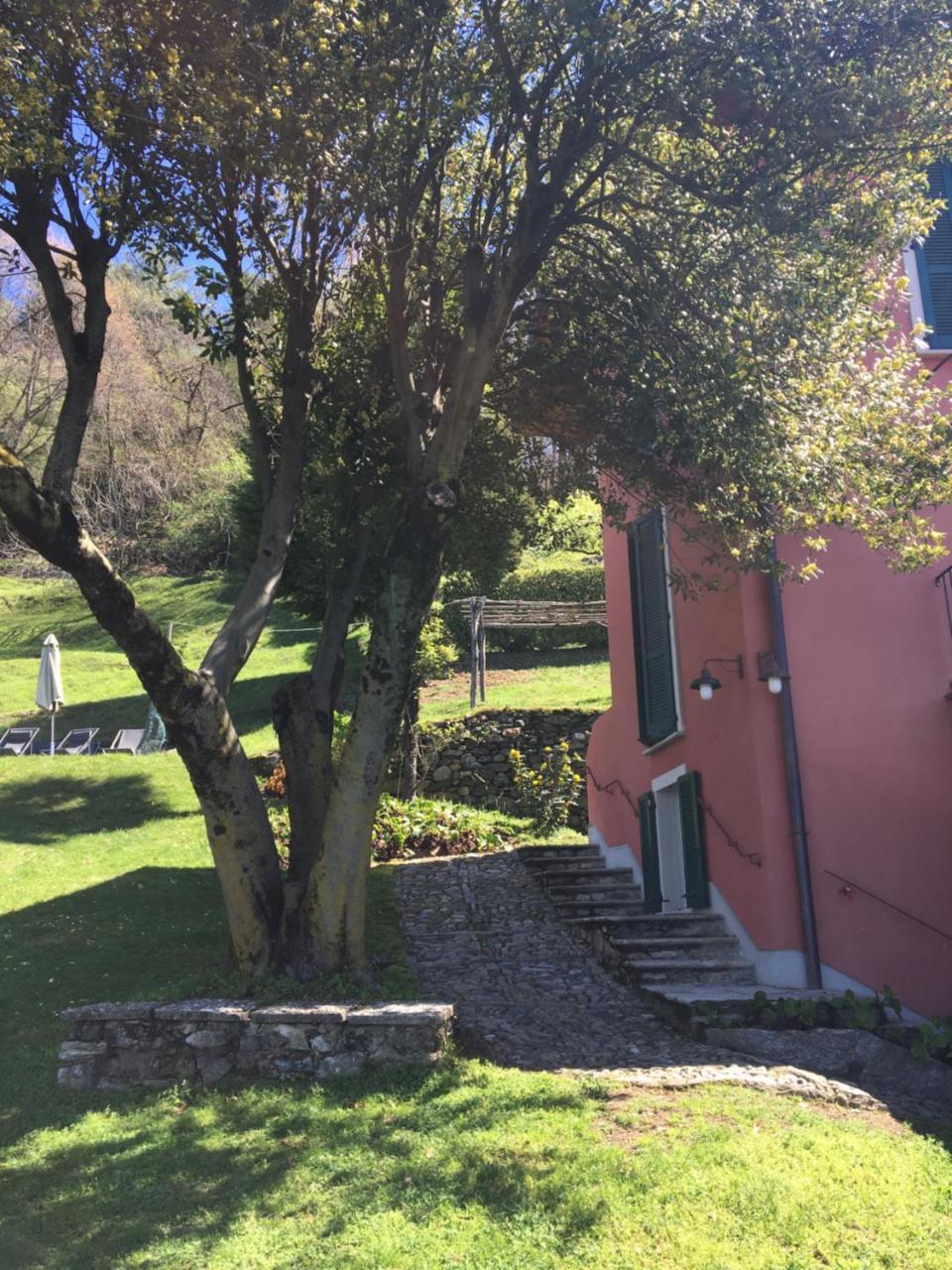 Locanda Pozzetto Laveno-Mombello Exterior photo